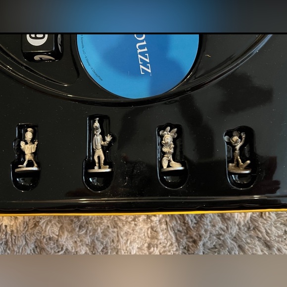 Disney Scene It? 1st Edition - Picture 3 of 7